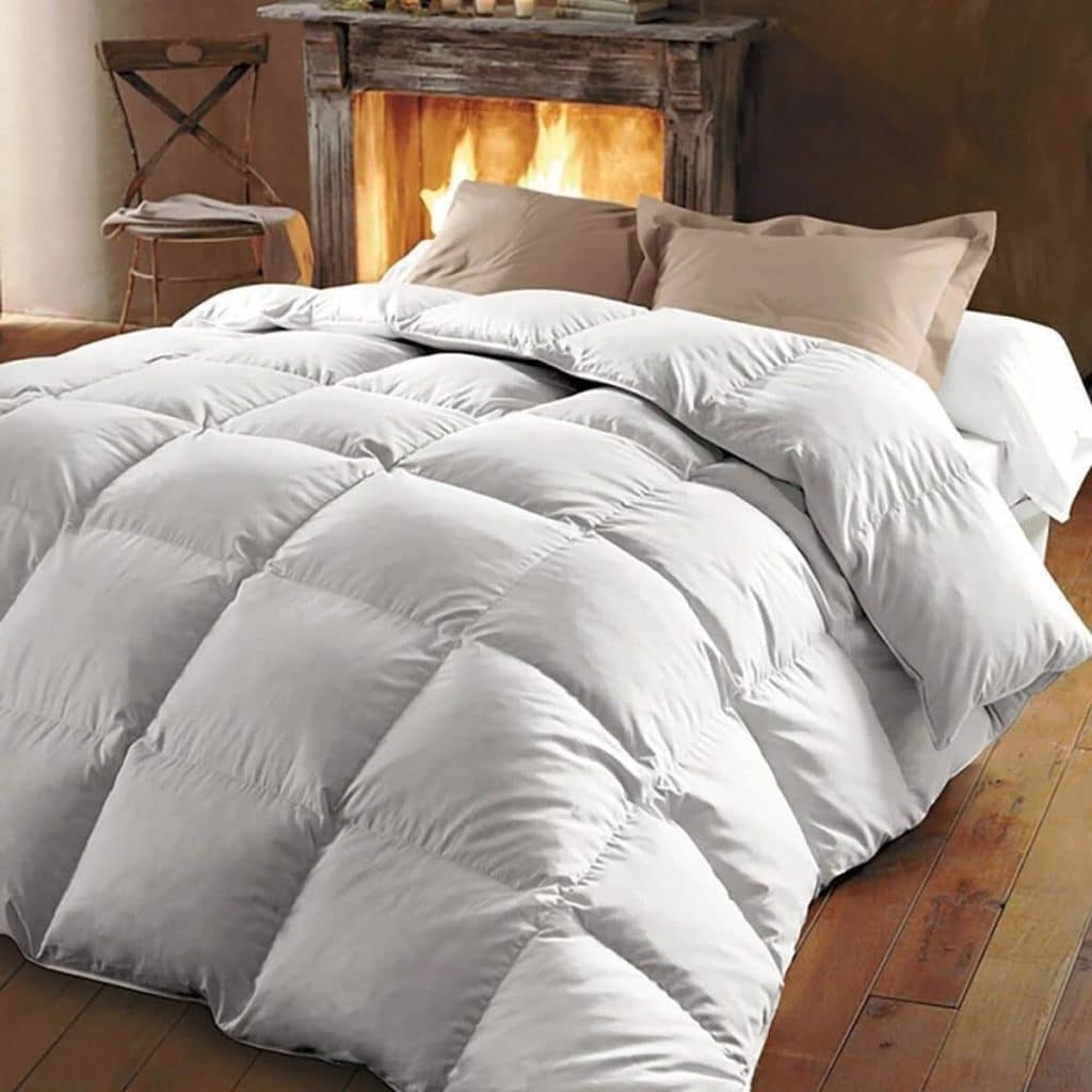 Test de la couette Alpes Blanc en plume : chaude et respirante