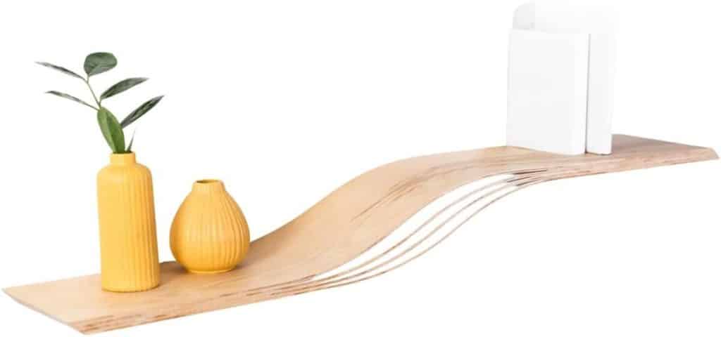 Test de l'étagère murale flottante incurvée Ewart Woods