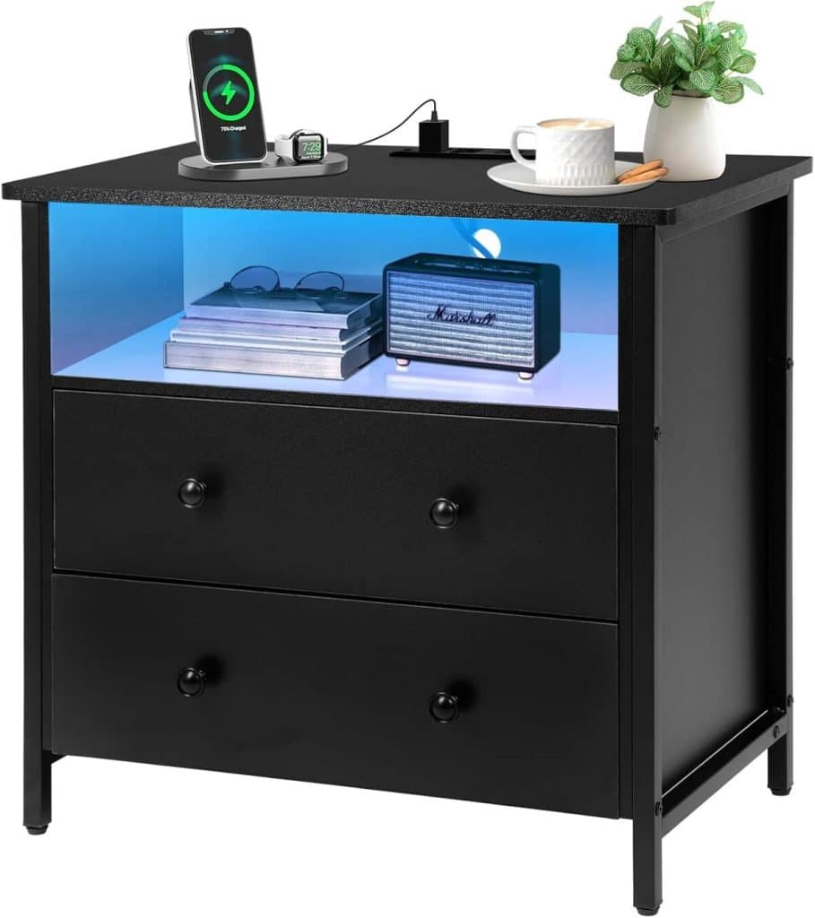 Test : table de nuit LED tykacna avec station de chargement
