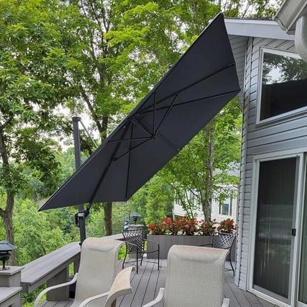 Découvrez notre test complet du parasol déporté Purple Leaf 3 × 3 m en aluminium : design élégant, robustesse et efficacité contre le soleil, un indispensable pour votre jardin.