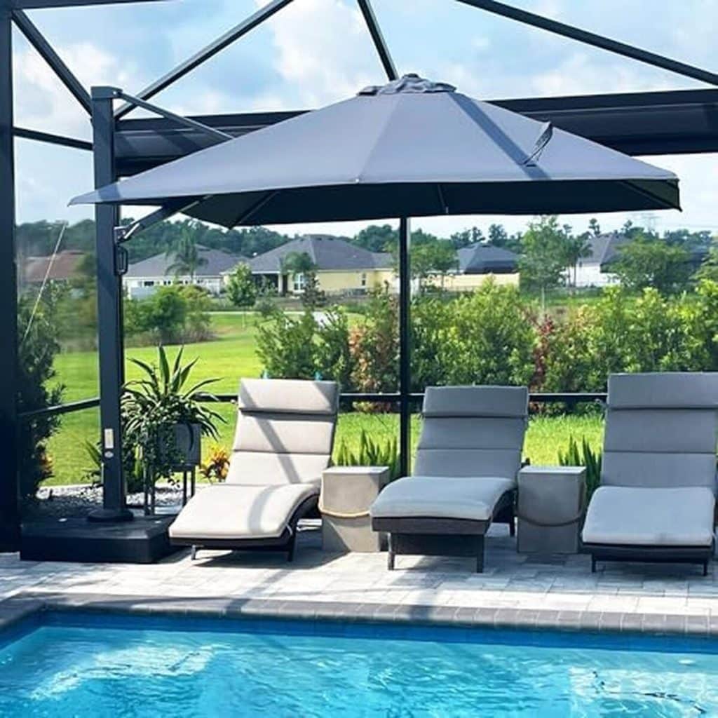 Test du parasol déporté Purple Leaf 3x3 m : protection solaire UPF50+ et rotation 360°