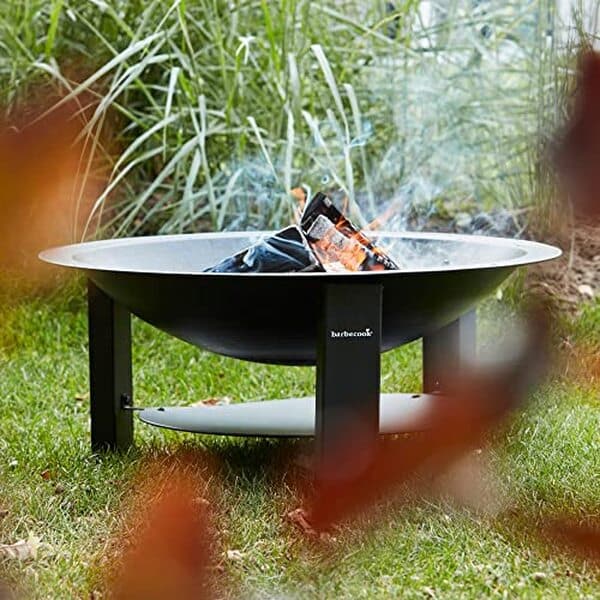 Découvrez notre test du brasero de jardin ø 75 en fonte : un compagnon indispensable pour des moments chaleureux et conviviaux en extérieur. Embrasez vos soirées !