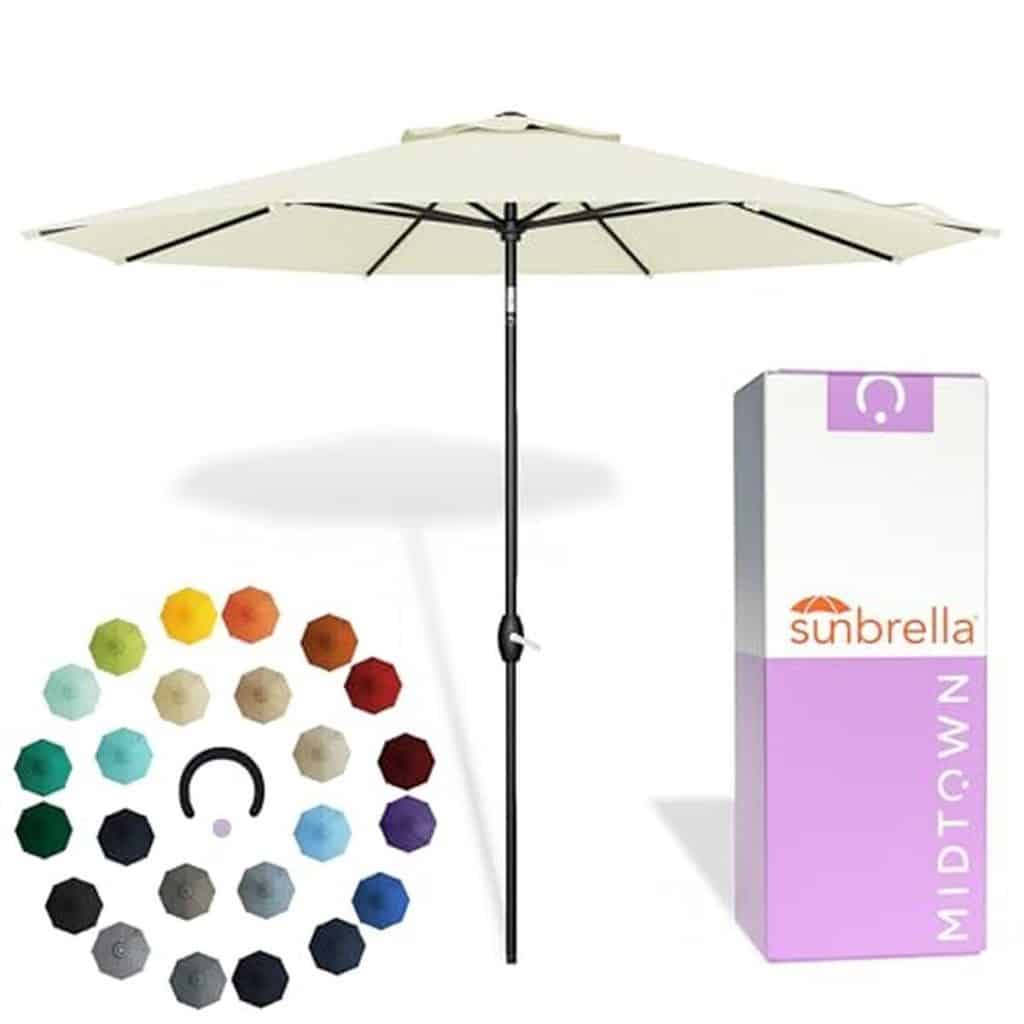 Test du parasol Midtown Umbrellas Sunbrella – toile acrylique et inclinaison automatique
